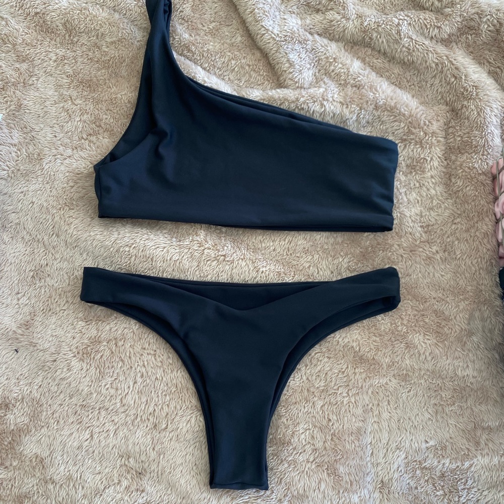 Skatie Bikini